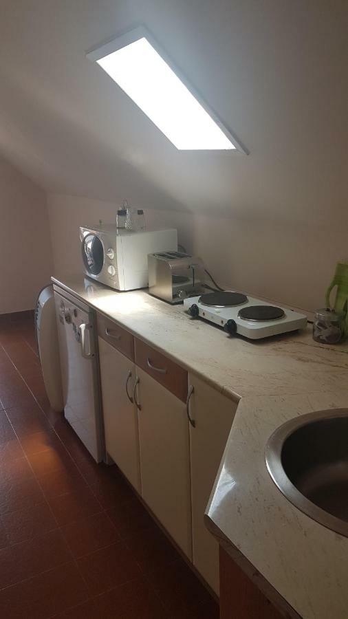 Csalad-Barat Apartman バラトンレッレ エクステリア 写真